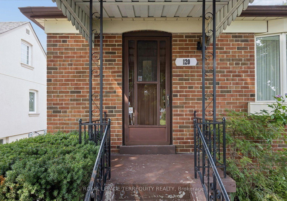 120-ellington-drive-toronto-scarborough-ontario-e13670288