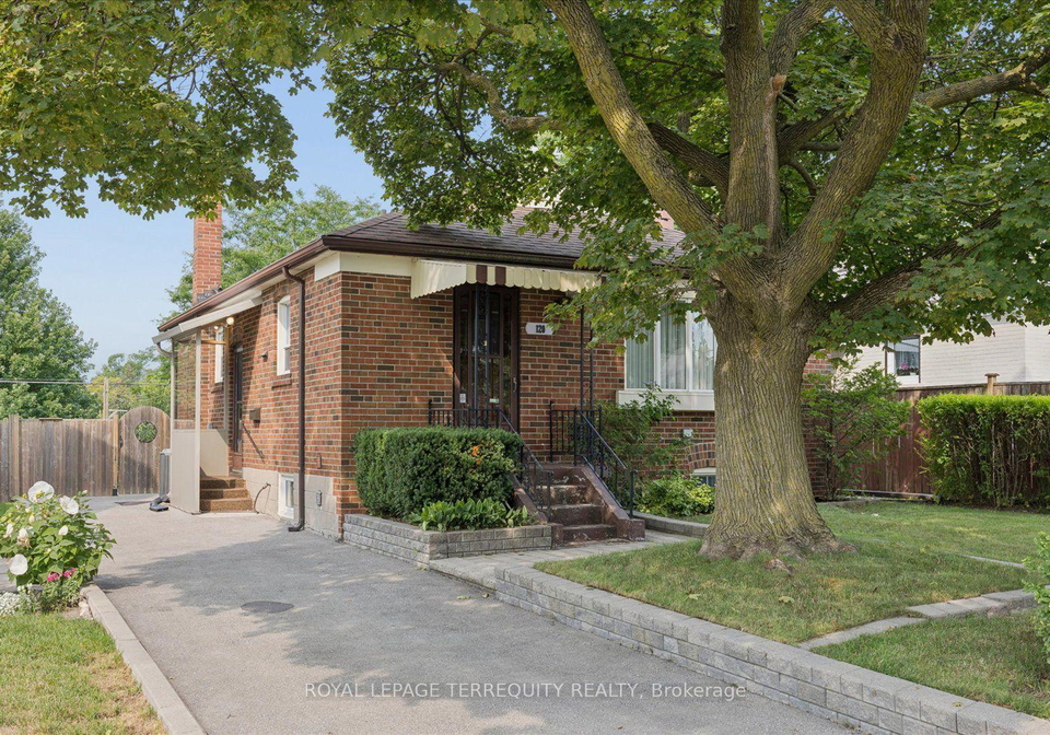 120-ellington-drive-toronto-scarborough-ontario-e13670288