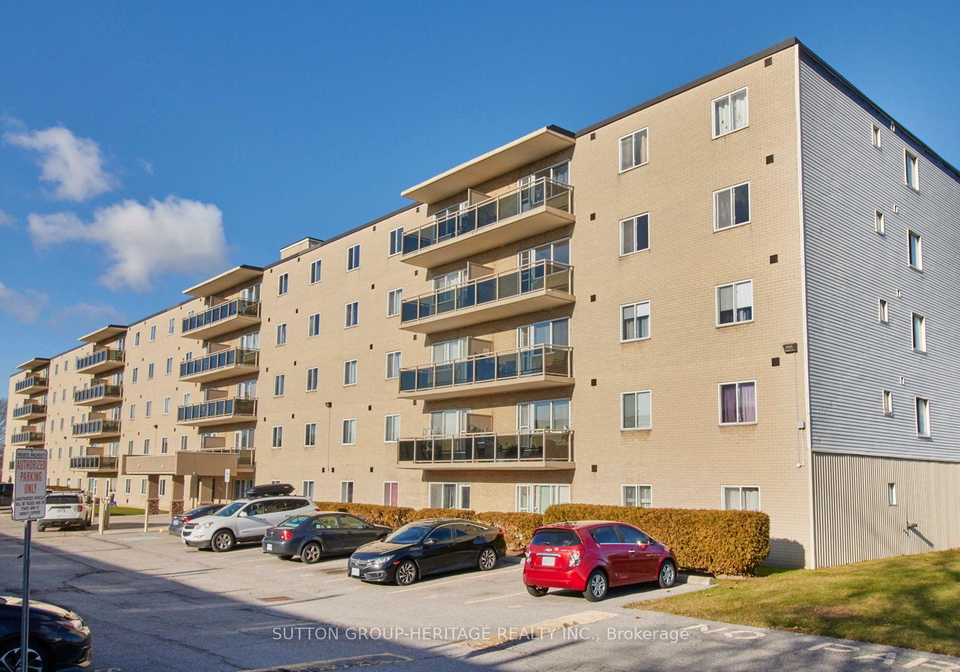 936-glen-street-oshawa-ontario-e13670426