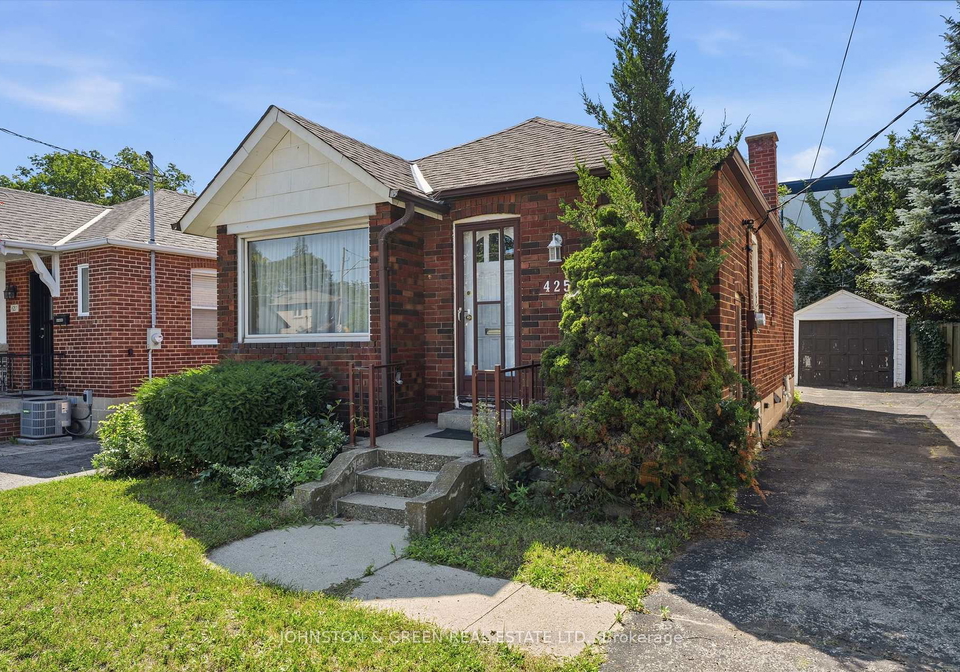 425-oconnor-drive-toronto-east-york-ontario-e13670862