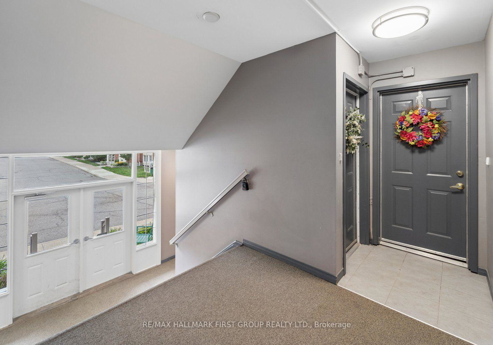 8-petra-way-whitby-ontario-e13671180