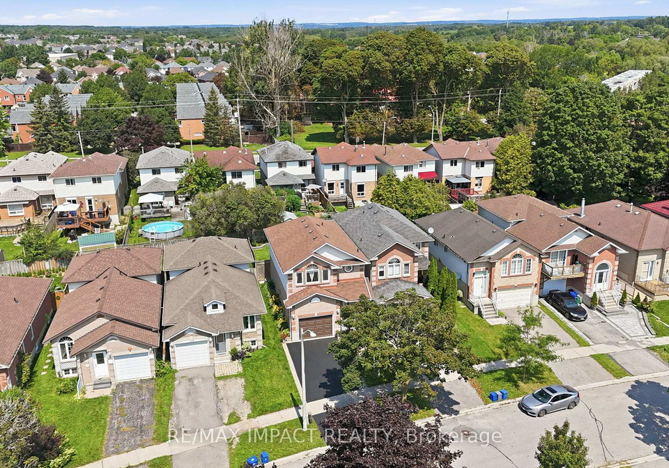 106-mcfeeters-crescent-clarington-ontario-e13671626