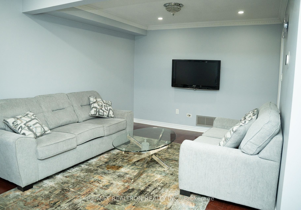 2065-blue-ridge-crescent-pickering-ontario-e13672214