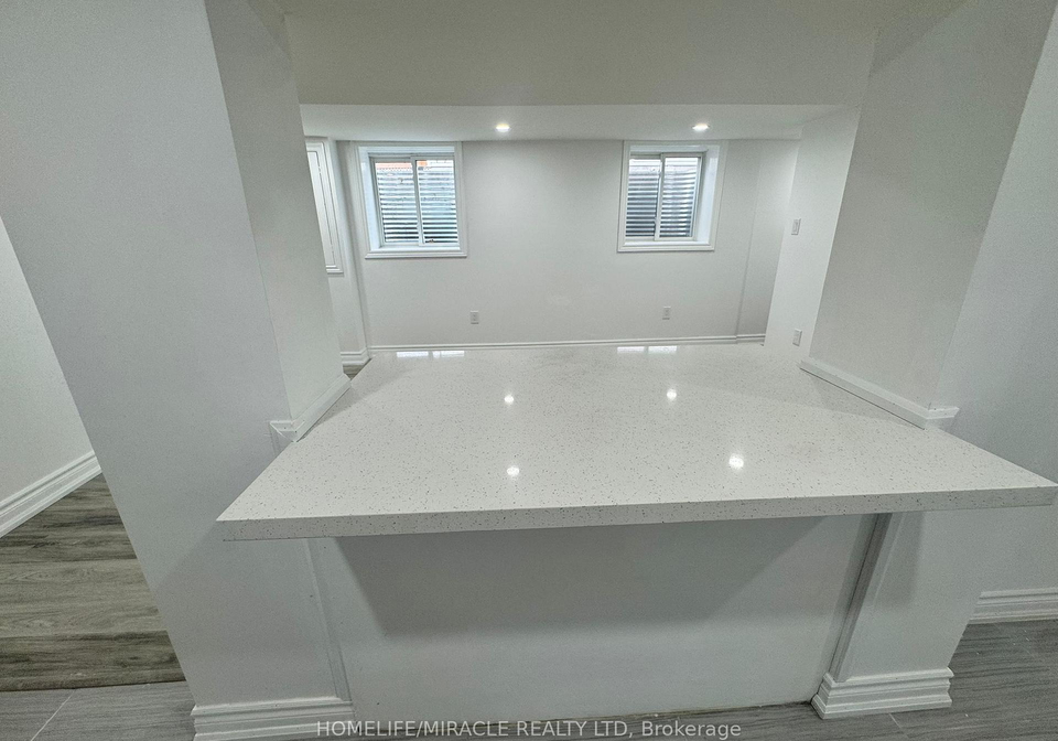 97-central-park-boulevard-n-oshawa-ontario-e13672348