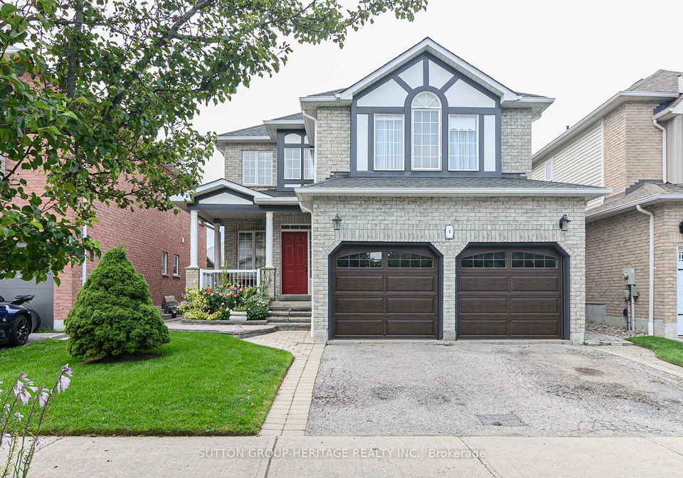 4-divine-drive-whitby-ontario-e13672542