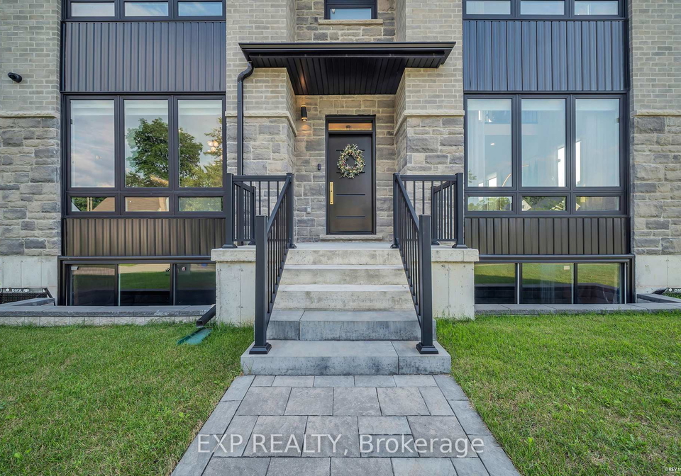 19-burcher-road-ajax-ontario-e13672674
