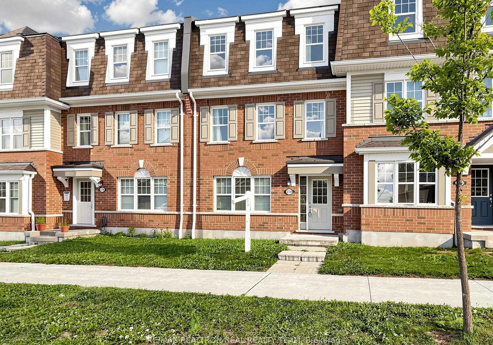 2708-burkholder-drive-pickering-ontario-e13673070