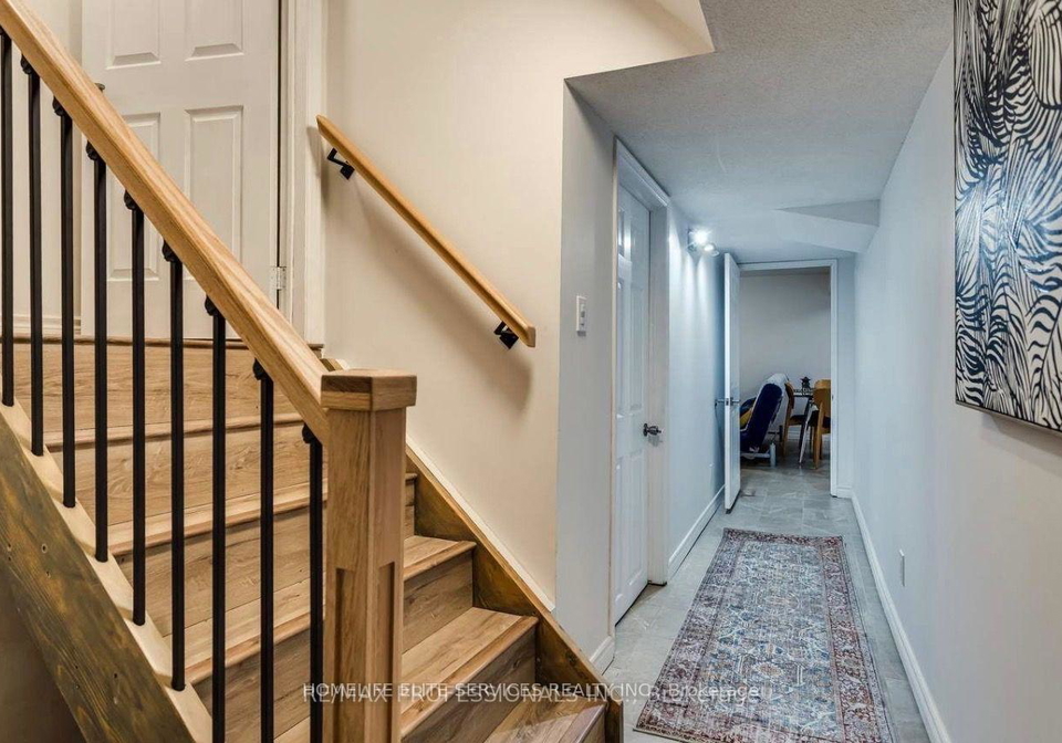 32-heaver-drive-whitby-ontario-e13673526