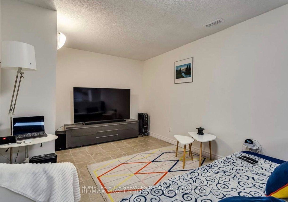 32-heaver-drive-whitby-ontario-e13673526