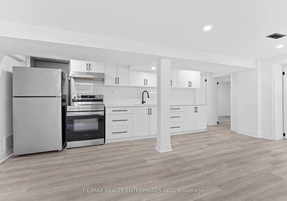 3-dallyn-crescent-toronto-scarborough-ontario-e13673820