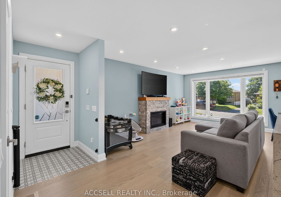 10-sylla-avenue-toronto-scarborough-ontario-e13674136