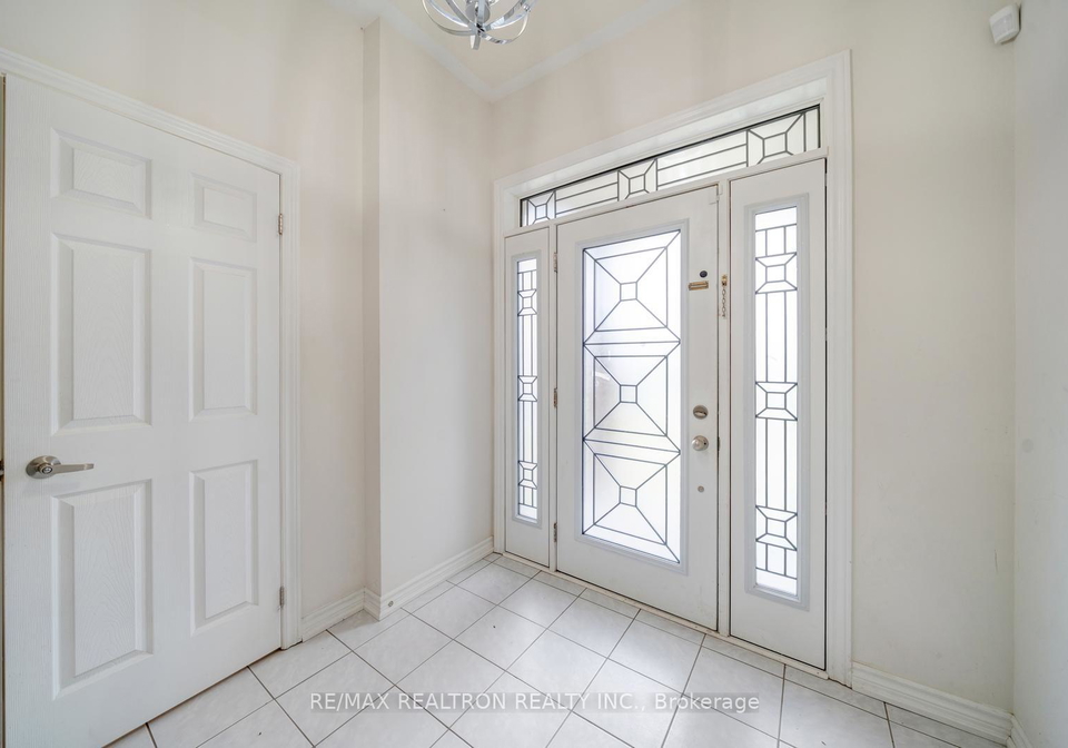 295-northglen-boulevard-clarington-ontario-e13674600