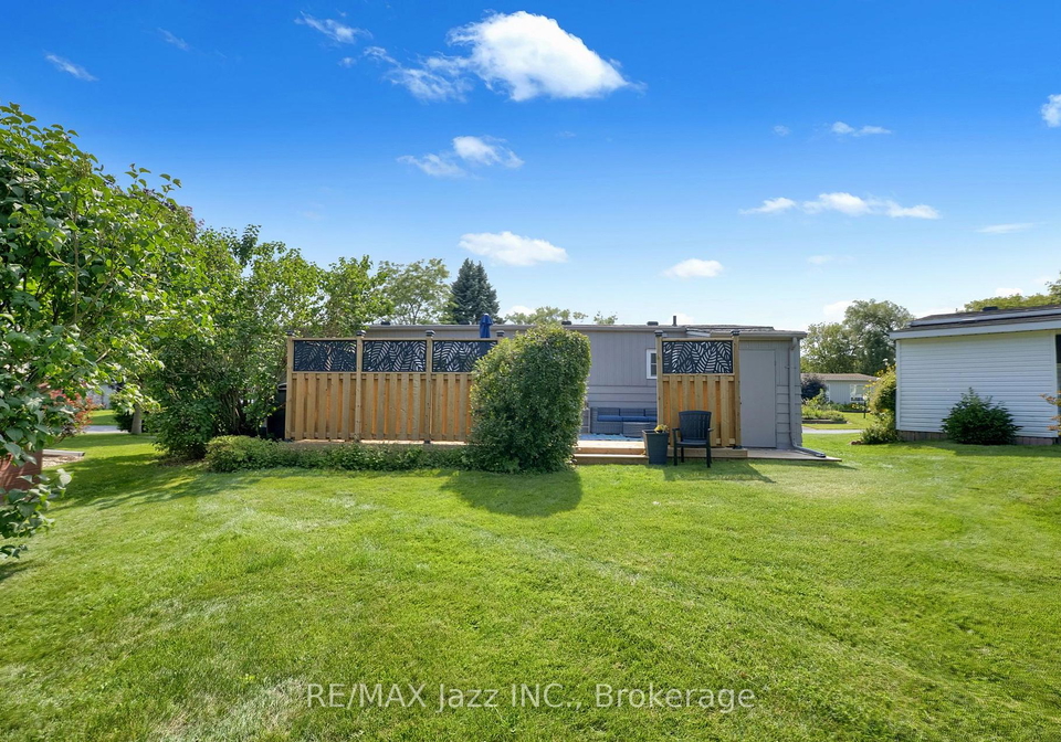 8-wheelhouse-drive-clarington-ontario-e13674618
