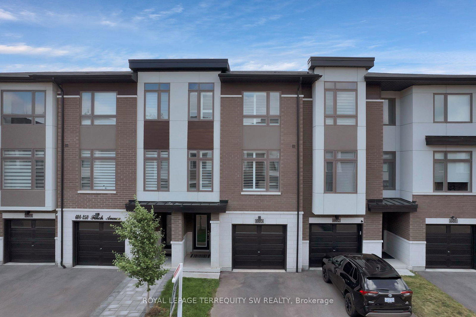 250-finch-avenue-pickering-ontario-e13675022