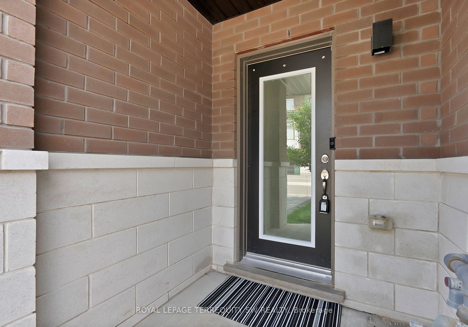 250-finch-avenue-pickering-ontario-e13675022