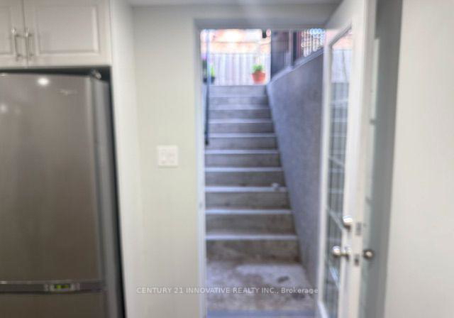 111-n-steppingstone-trail-toronto-scarborough-ontario-e13675120
