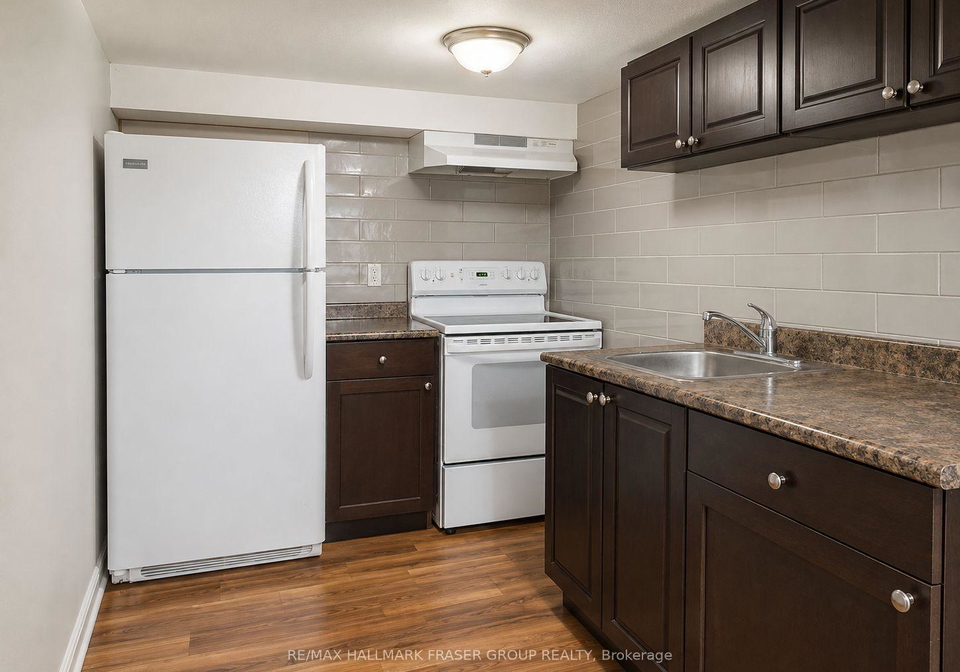 373-strathmore-boulevard-toronto-east-york-ontario-e13675346