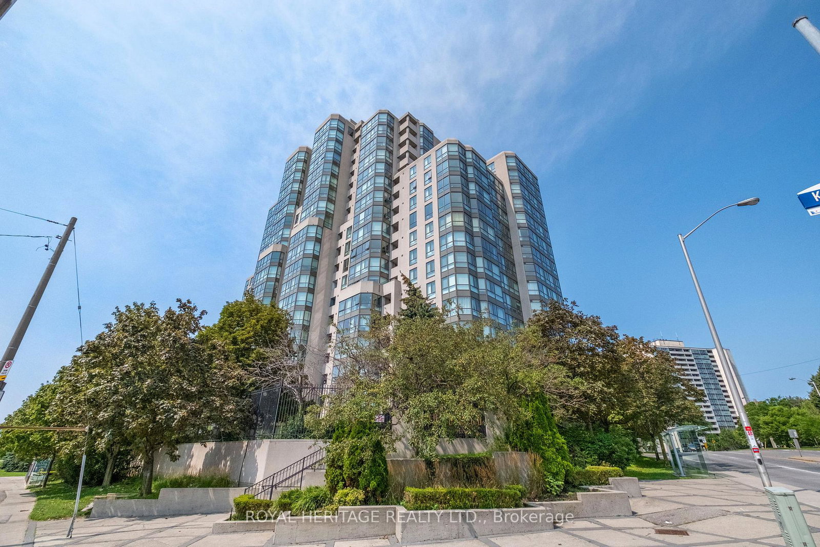 3233-eglinton-avenue-e-toronto-scarborough-ontario-e13675600