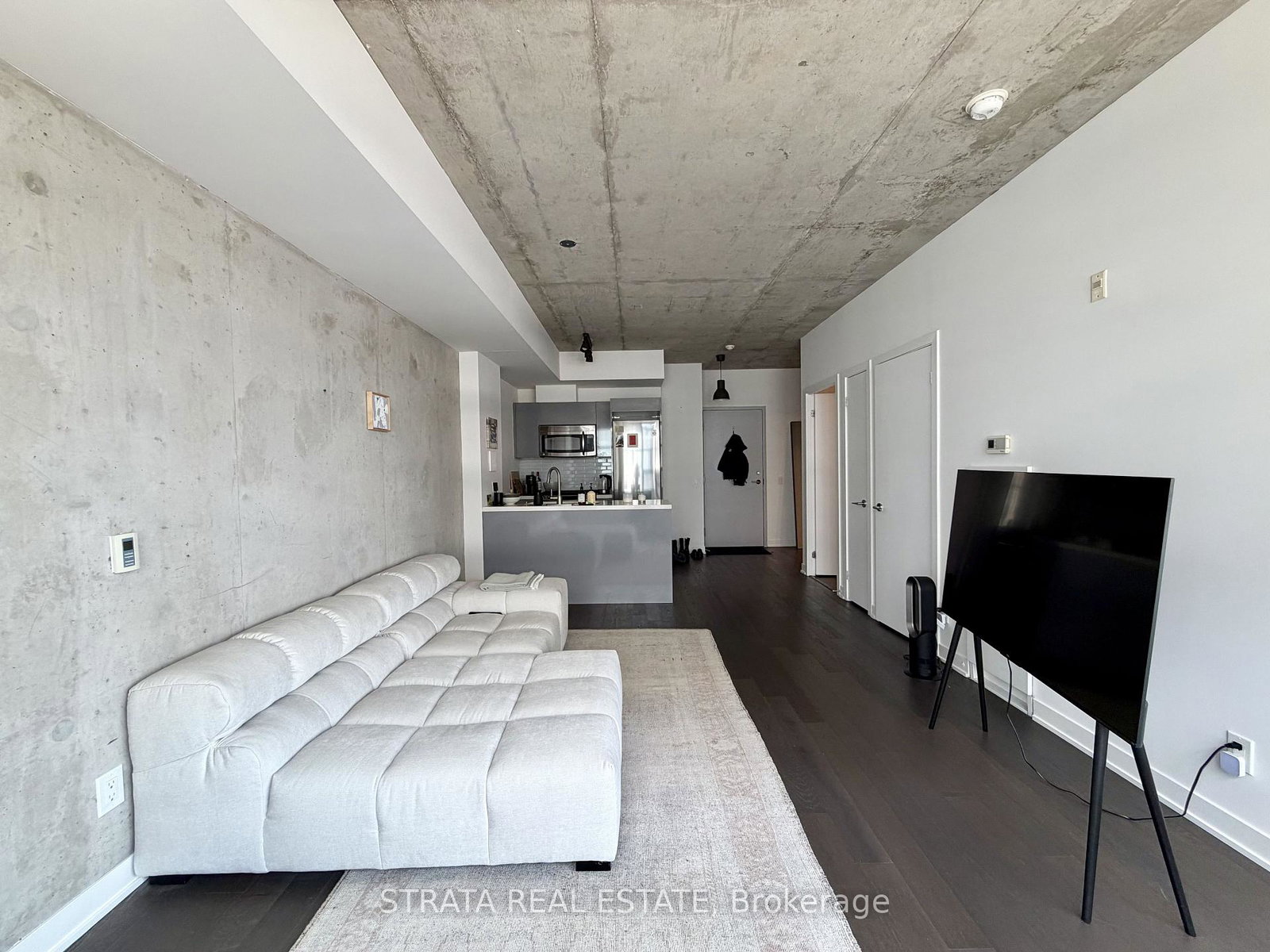 1201-dundas-street-e-toronto-toronto-ontario-e13675924