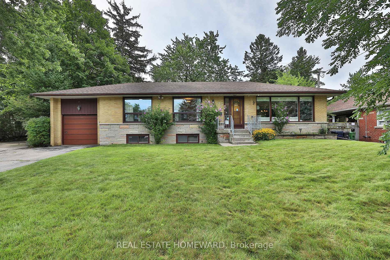 71-gatesview-avenue-toronto-scarborough-ontario-e13676464