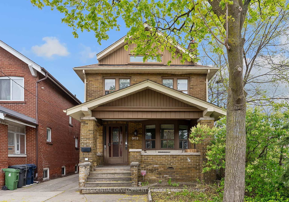 363-strathmore-boulevard-toronto-east-york-ontario-e13676506