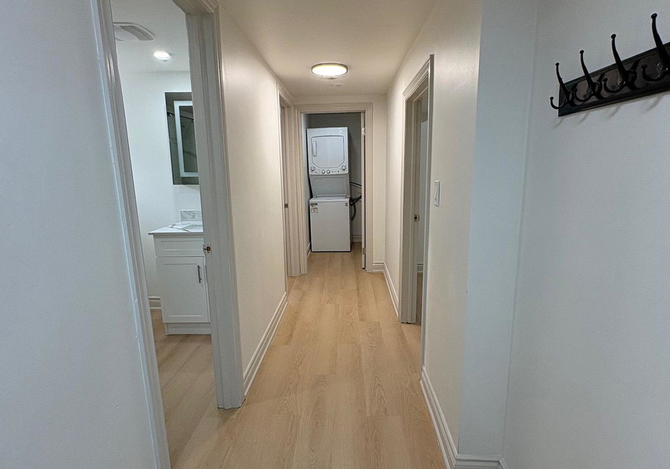 121-lupin-drive-2-lower-whitby-ontario-e13676738