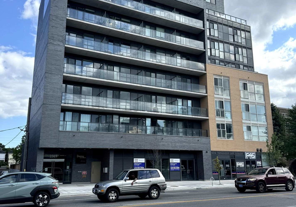 2369-danforth-avenue-toronto-toronto-ontario-e13677118