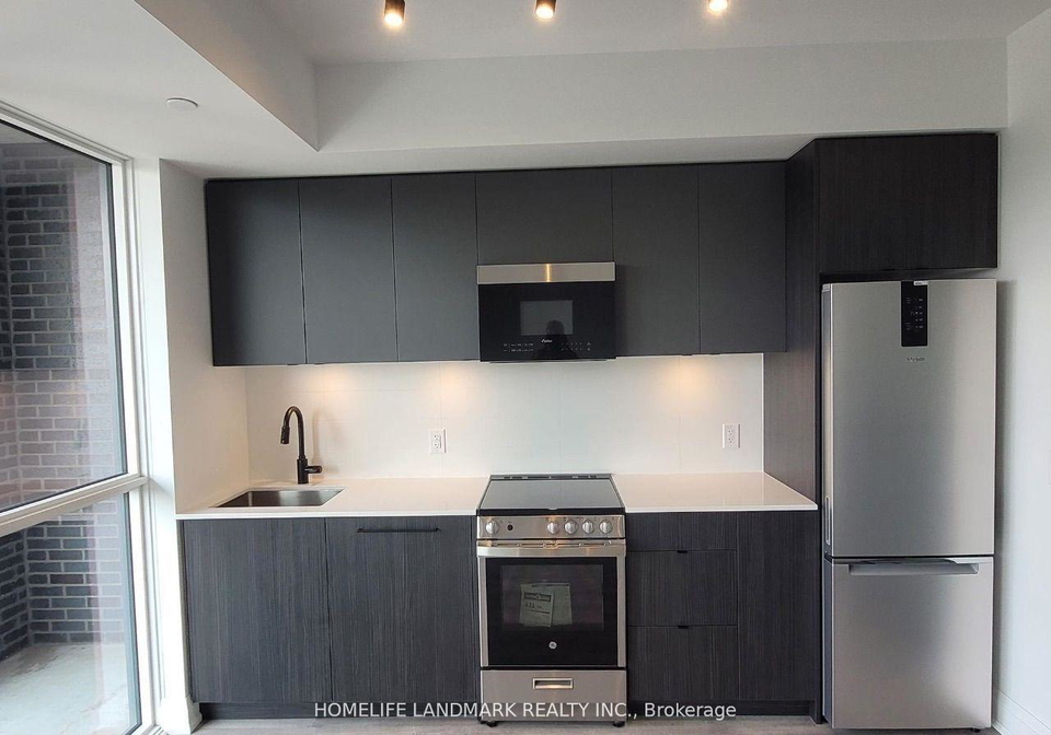 2369-danforth-avenue-toronto-toronto-ontario-e13677118