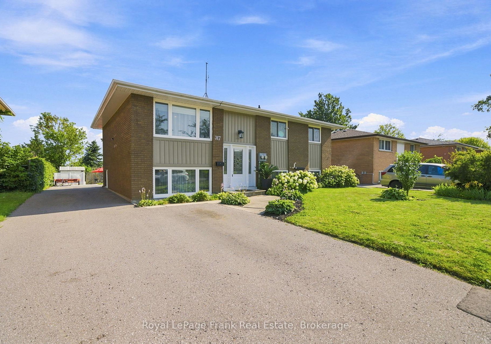 317-dwight-avenue-oshawa-ontario-e13677440