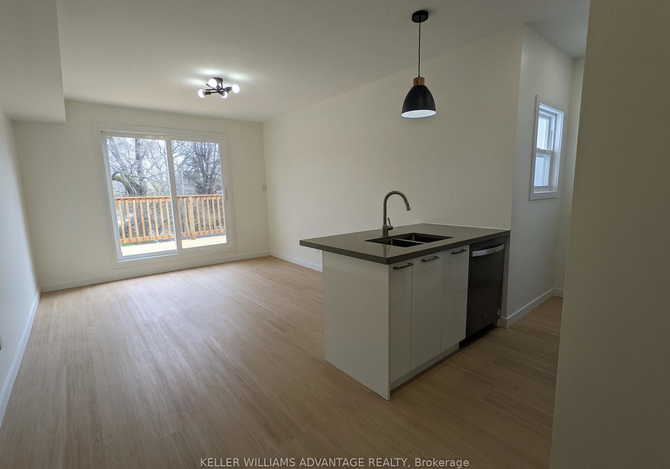 113-woodbine-avenue-toronto-toronto-ontario-e13677740