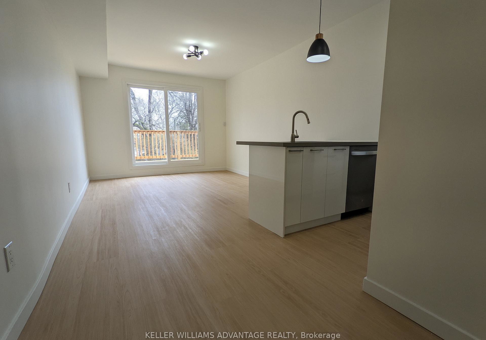 113-woodbine-avenue-toronto-toronto-ontario-e13677740