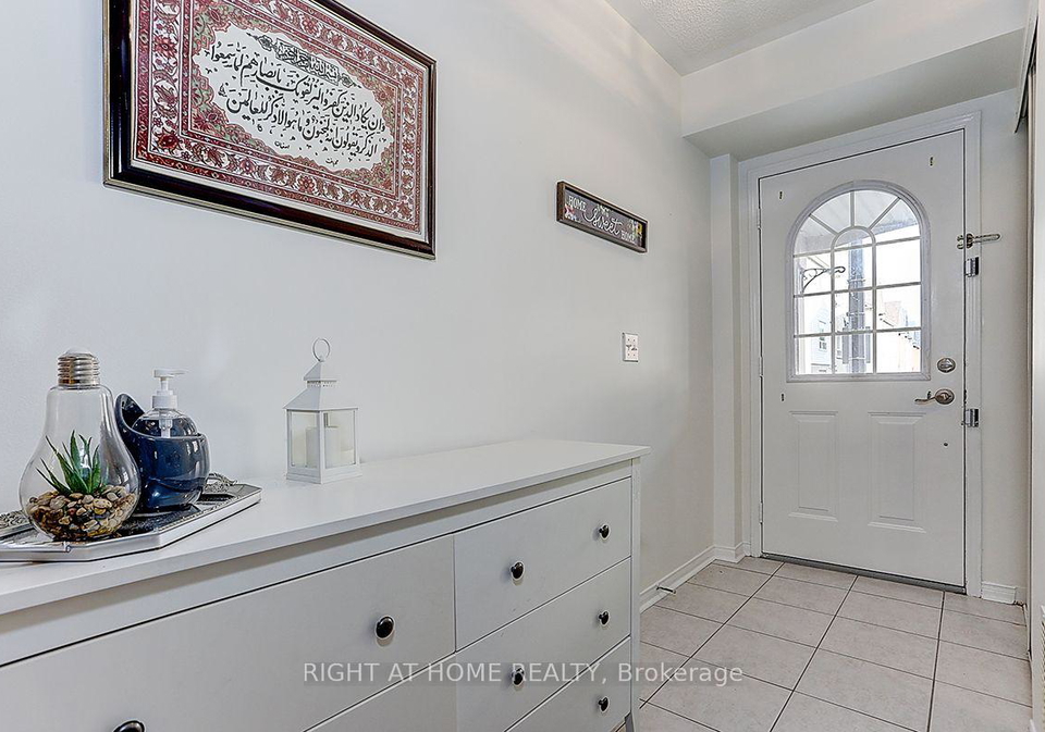 16-pat-brook-terrace-toronto-scarborough-ontario-e13678258