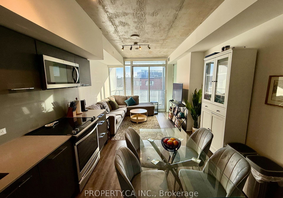 25-baseball-place-toronto-toronto-ontario-e13678426