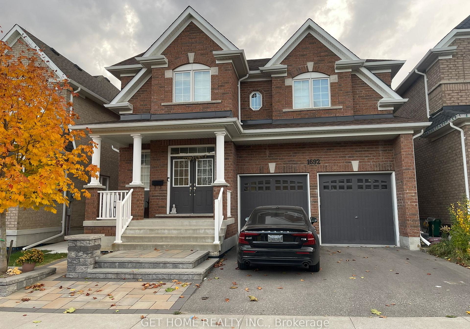1692-douglas-langtree-drive-oshawa-ontario-e13678802