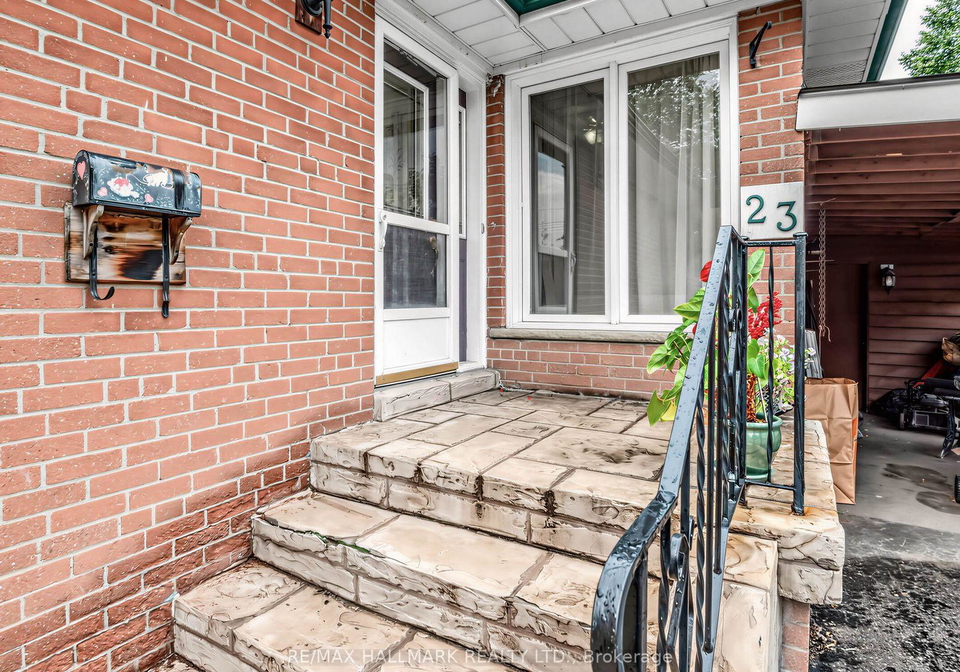 23-lynnbrook-drive-toronto-scarborough-ontario-e13678952