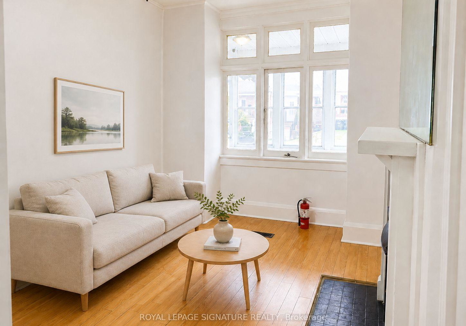 916-woodbine-avenue-toronto-toronto-ontario-e13679144