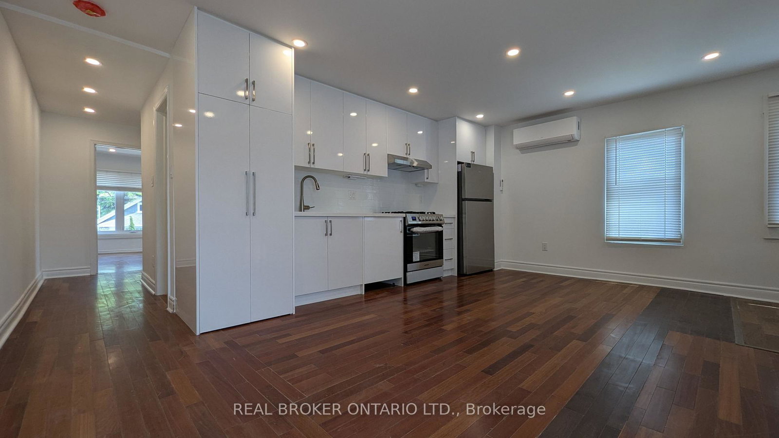 1150-woodbine-avenue-toronto-east-york-ontario-e13679312