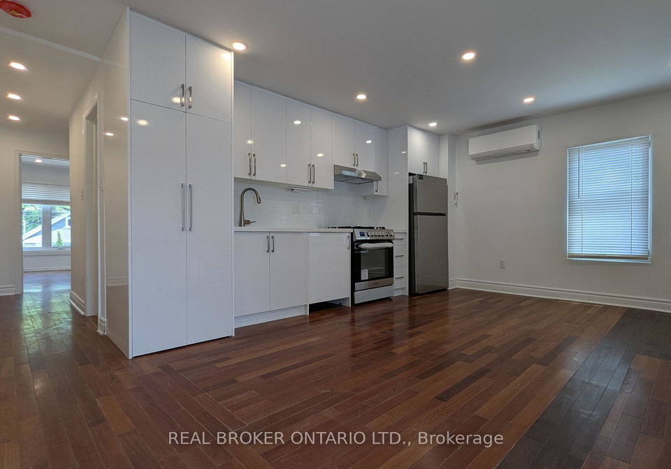 1150-woodbine-avenue-toronto-east-york-ontario-e13679312