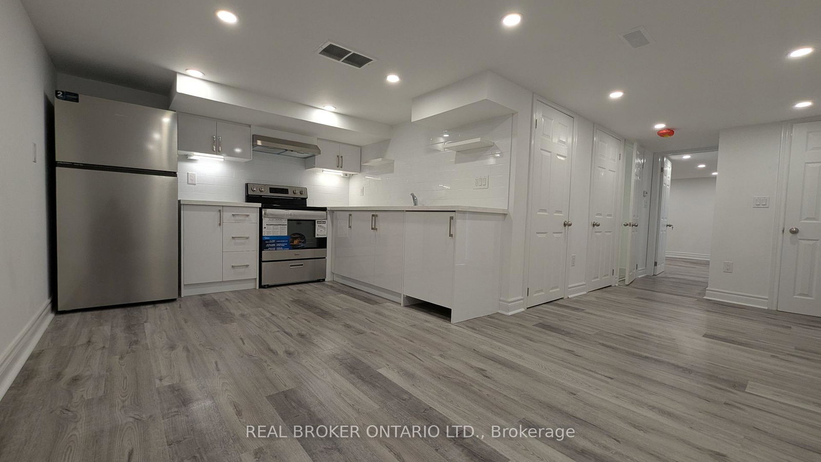 1150-woodbine-avenue-toronto-east-york-ontario-e13679316