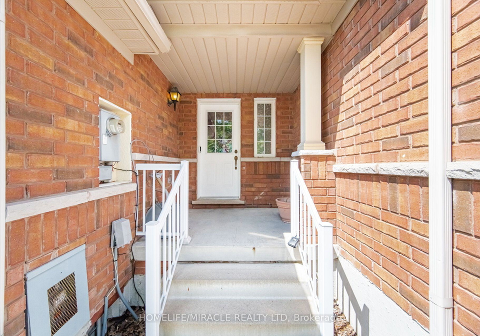 6-barkdale-way-whitby-ontario-e13679374