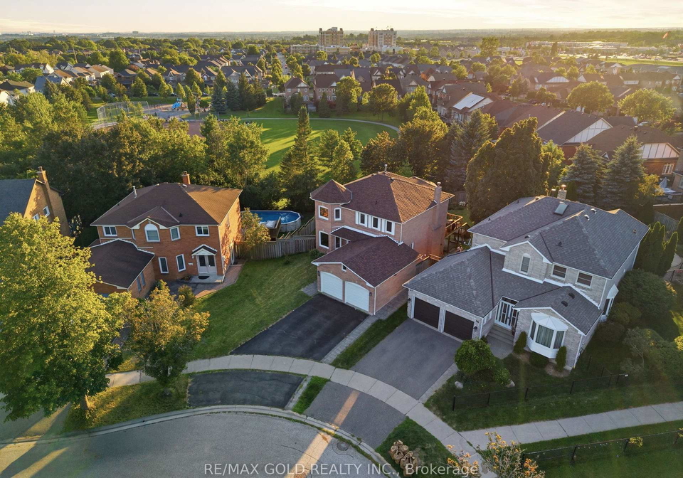 38-silverbirch-place-whitby-ontario-e13679818
