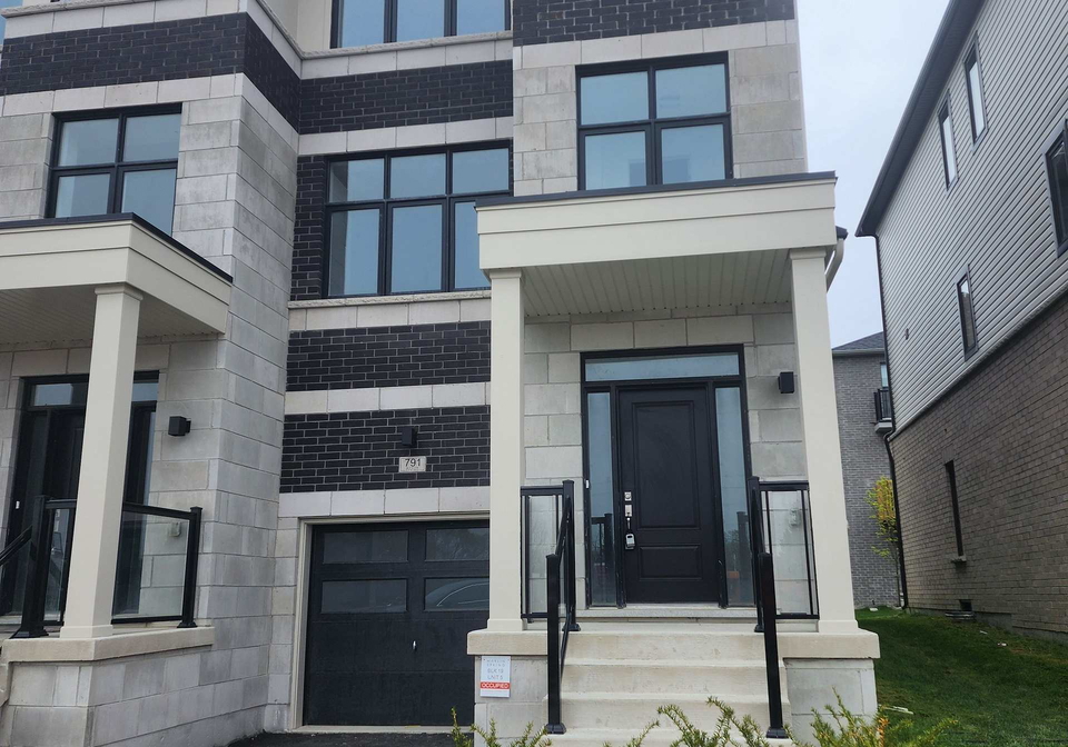 791-chinook-path-oshawa-ontario-e13680094