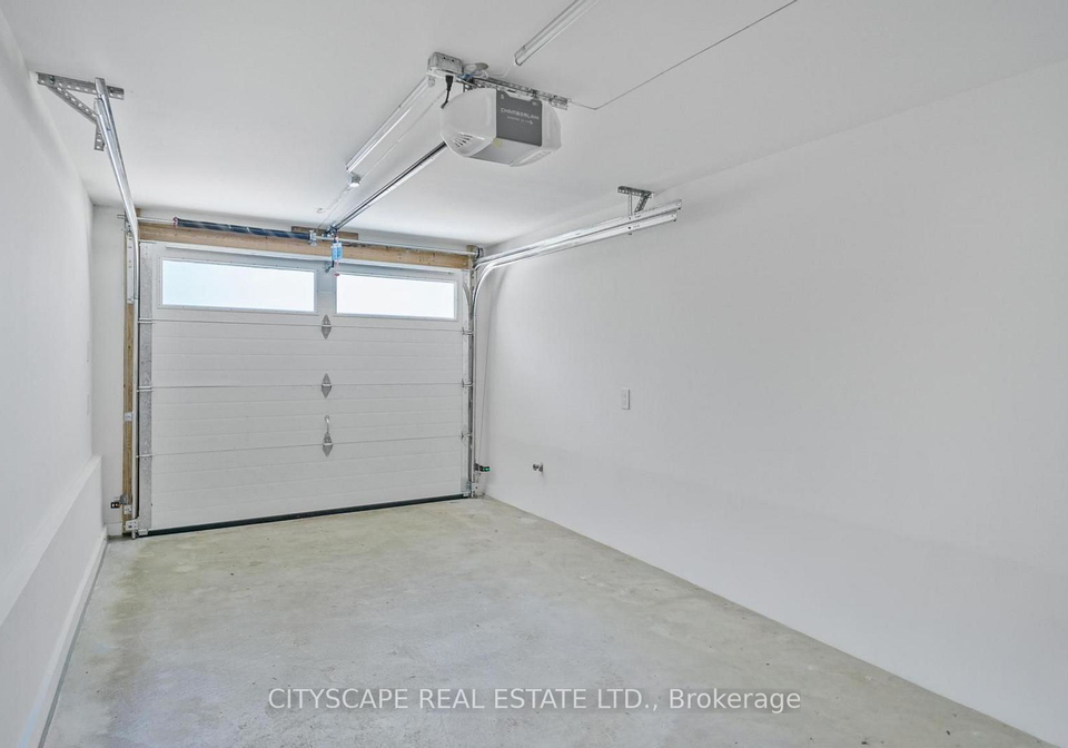 39-kenworthy-avenue-toronto-scarborough-ontario-e13680642