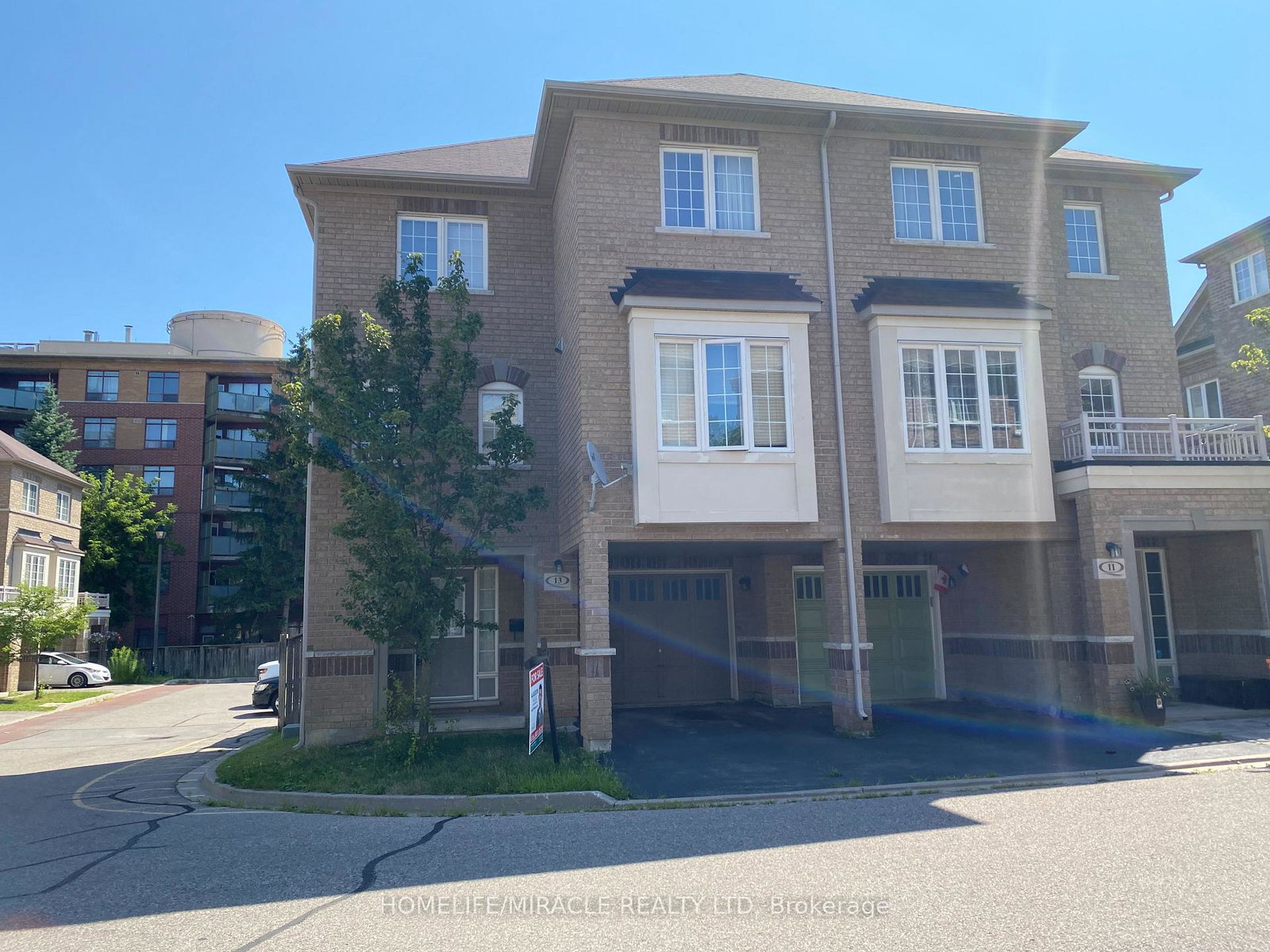 13-vasto-lane-toronto-scarborough-ontario-e13680656