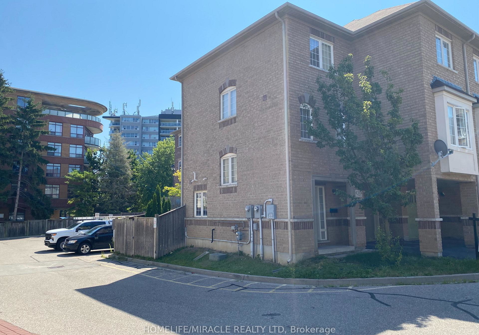 13-vasto-lane-toronto-scarborough-ontario-e13680656