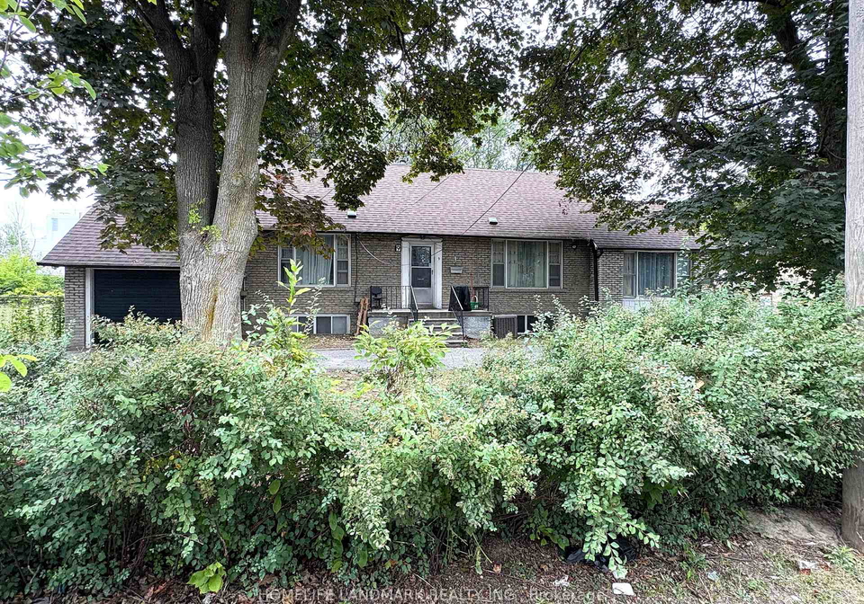 9-lamont-avenue-toronto-scarborough-ontario-e13681460