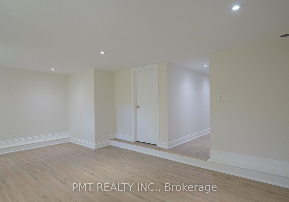 881-coxwell-avenue-toronto-east-york-ontario-e13682104