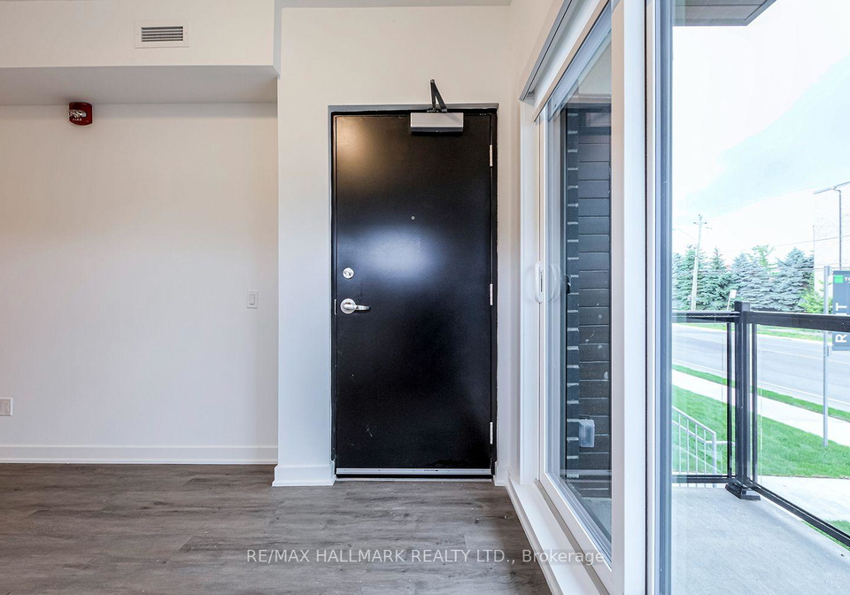 37-danforth-road-toronto-scarborough-ontario-e13682276
