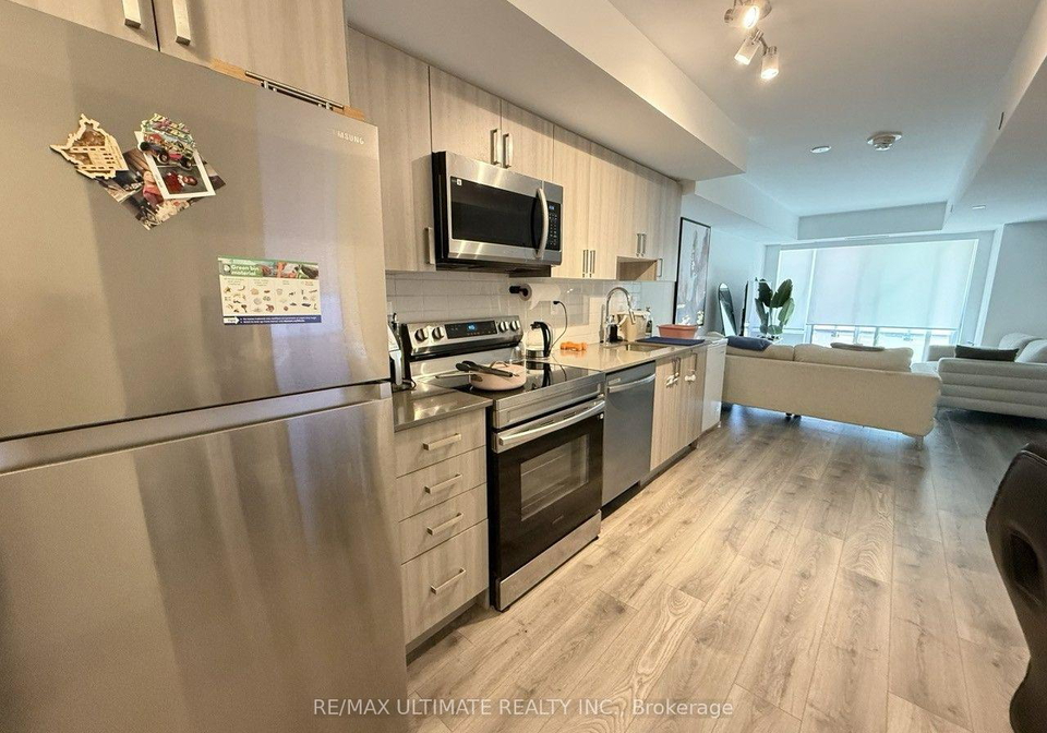 1435-celebration-drive-pickering-ontario-e13682672