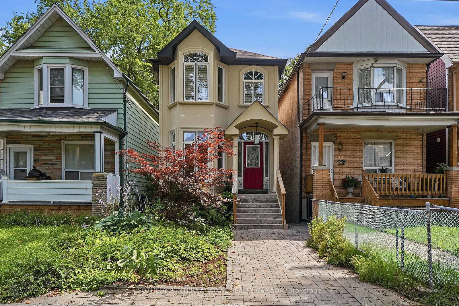 93-eaton-avenue-toronto-east-york-ontario-e13682870